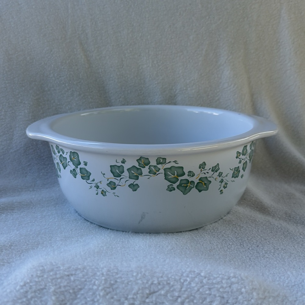 Corelle Coordinates Stoneware Callaway Ivy 1.5-quart baking/serving dish - Picture 3 of 7
